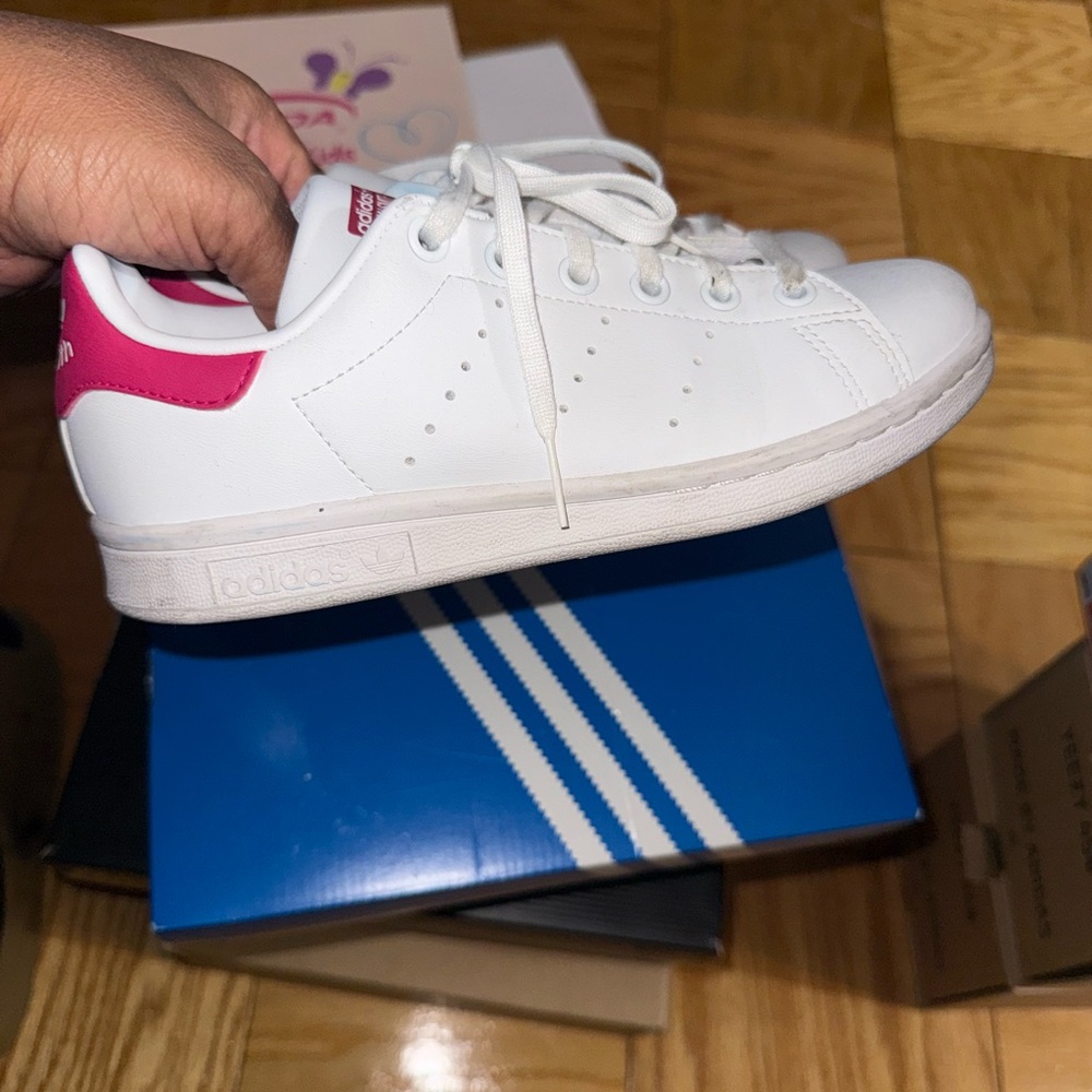 Adidas Stan Smith J - Blue and White